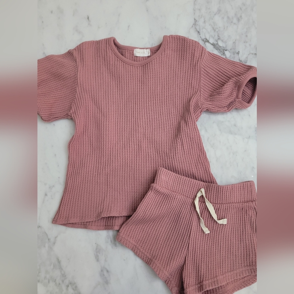 Jamie Kay Waffle Knit Short Set. Puff Sleeve. Mauve. Sz 4